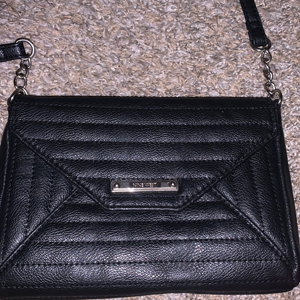 Nine West small black crossbody - Picture 1 of 4